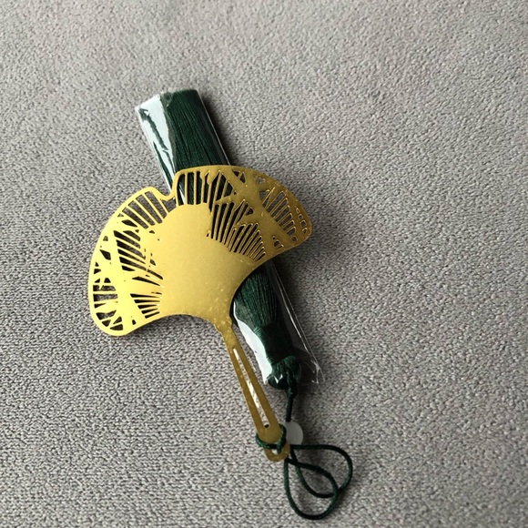 Panda with Bamboo Basket Bookmark ~ Brand New! ~ Green Tassel - Picture 5 of 7